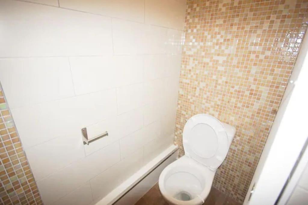 Appartement T2 Rez De Jardin Acces Direct *
